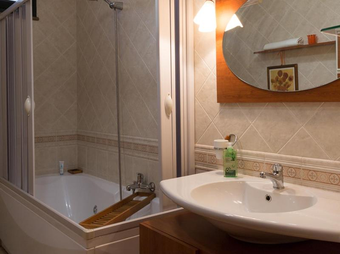 Bathroom 3, B&B Villa Meridiana, Cosenza