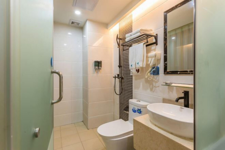 Bathroom 2, Shengjia Theme Hotel (Guangzhou Dashi Metro Station), Guangzhou