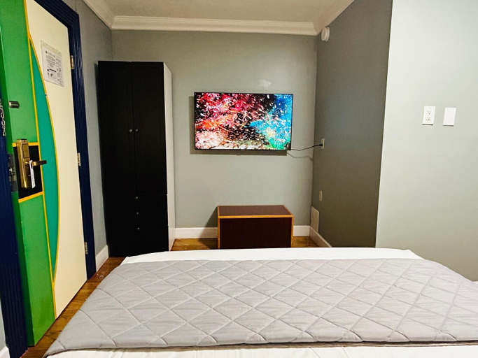 Bedroom 3, Ponce De Leon Hotel, Pinellas
