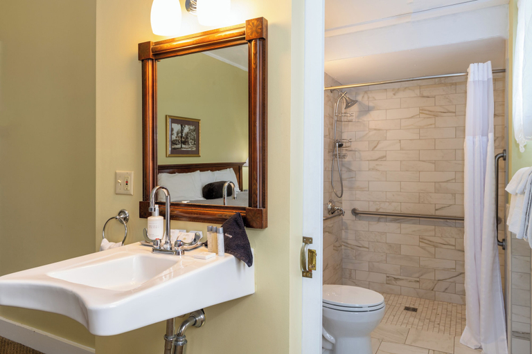 Bathroom 4, The Bethel Resort & Suites, Oxford