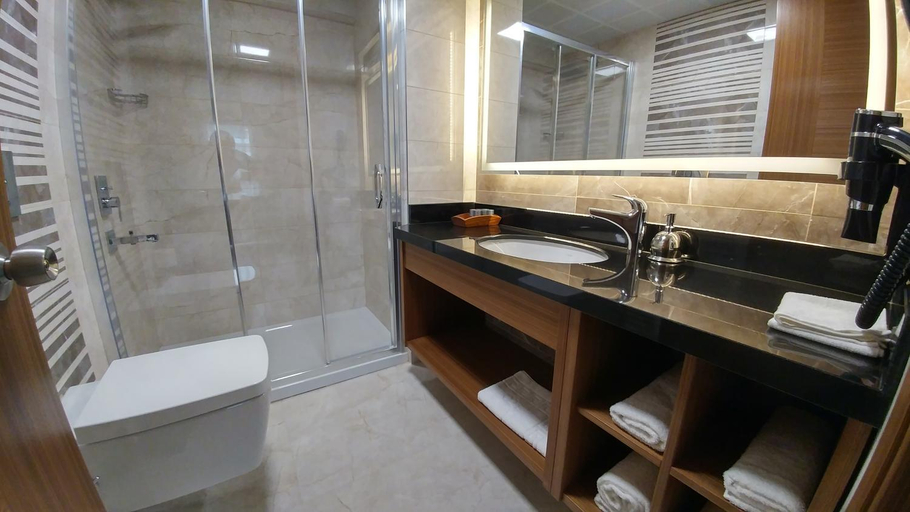 Bathroom 4, Tuna Otel Rezidans, Merkez