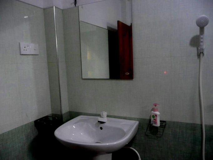 Bathroom 4, Green Heaven Safari Resort Udawalawa, Embilipitiya