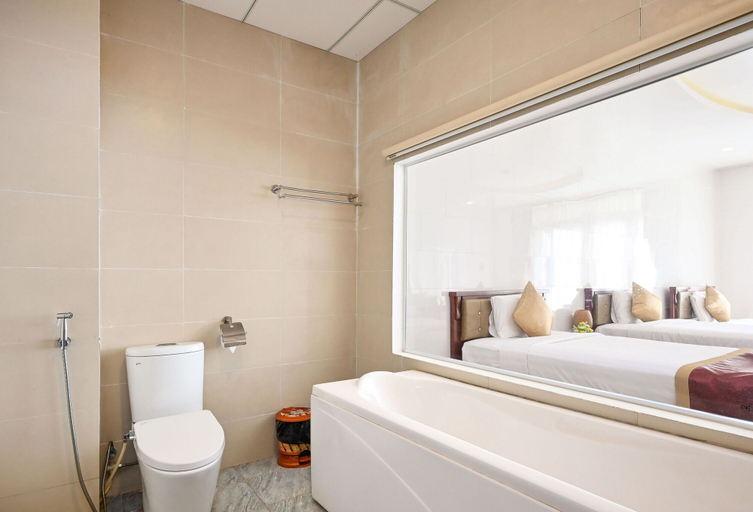 Bathroom 4, Ha Tien Xua Hotel & Resort, Hà Tiên