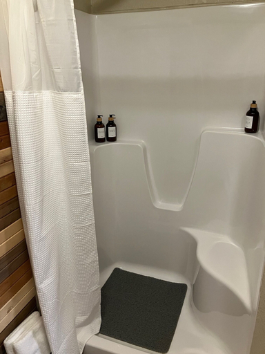Bathroom 4, Prairie Rose Inn, Trego