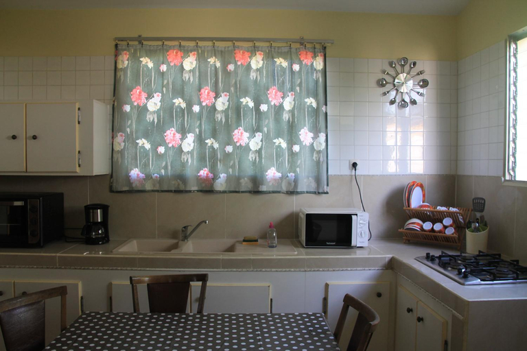 Kitchen, Villa Loka, Lamentin