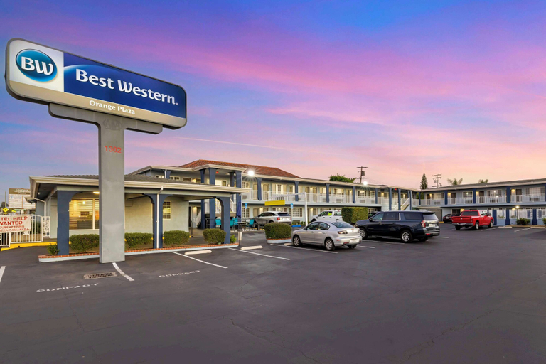 Exterior & Views 2, Best Western Orange Plaza, Orange