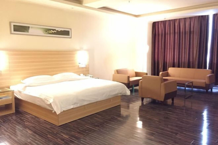 Bedroom 3, Nileke Echarm Hotel, Ili Kazakh
