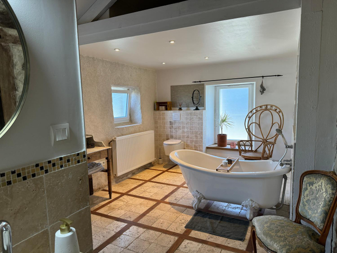 Bathroom 5, LE DOMAINE DE COAT ROGAN, La chambre du Tregor, Côtes-d'Armor