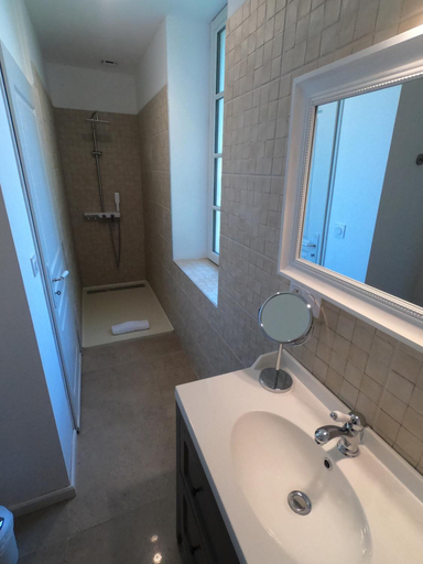 Bathroom, LA CARRETERIE - Les Gites, Gironde