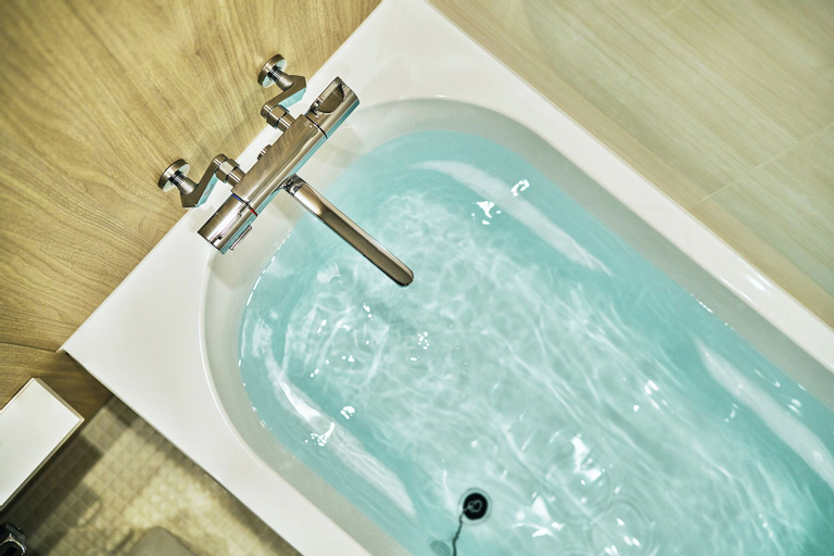 Bathroom 9