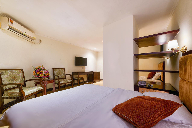 Bedroom 6