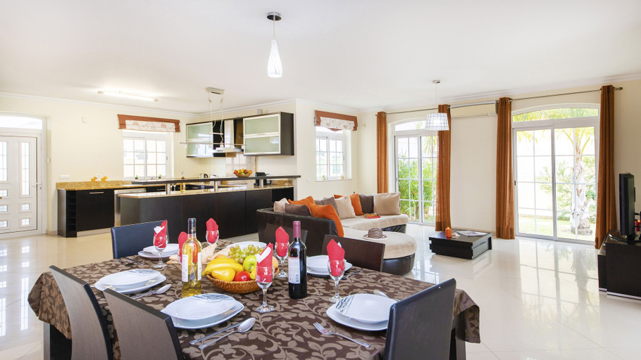 Food & Drinks 5, Villa Imagine, Silves