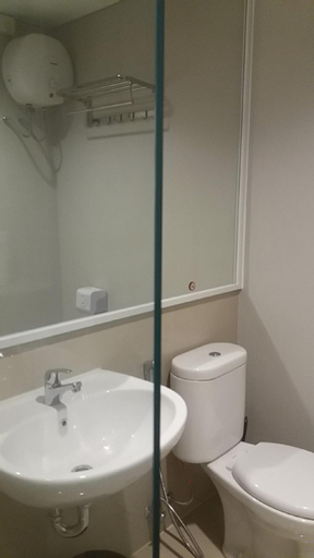 Bathroom 17