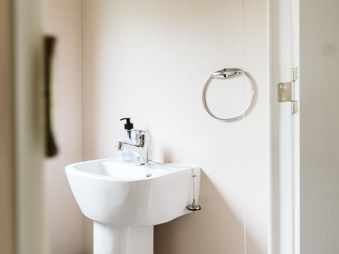 Bathroom 5, Luxury Chalet for Lovers of Peace, Nature, Goedereede