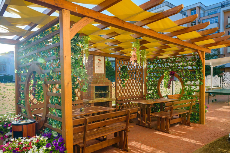 Others 5, Sweet Homes 6 Apartments, Nesebar