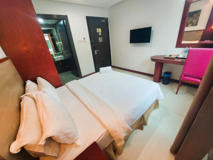 Bedroom 8