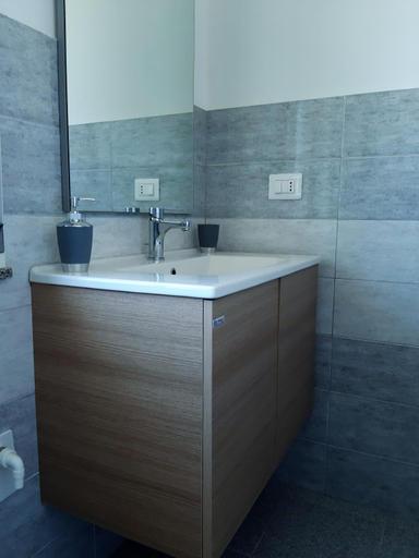 Bathroom 3, Living Piraino case vacanze, Messina