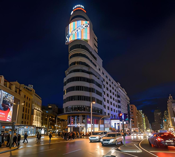 Shops 1, Hostal Milan, Madrid