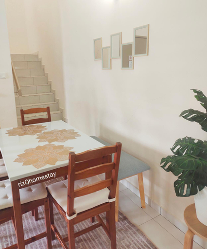 Dining Room 4, RizQ Homestay Tg Malim, Hulu Selangor