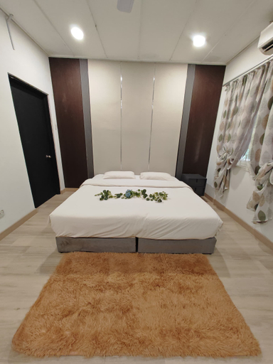 Bedroom 4, Taman Duta KL Deluxe Villa by uBook, Kuala Lumpur