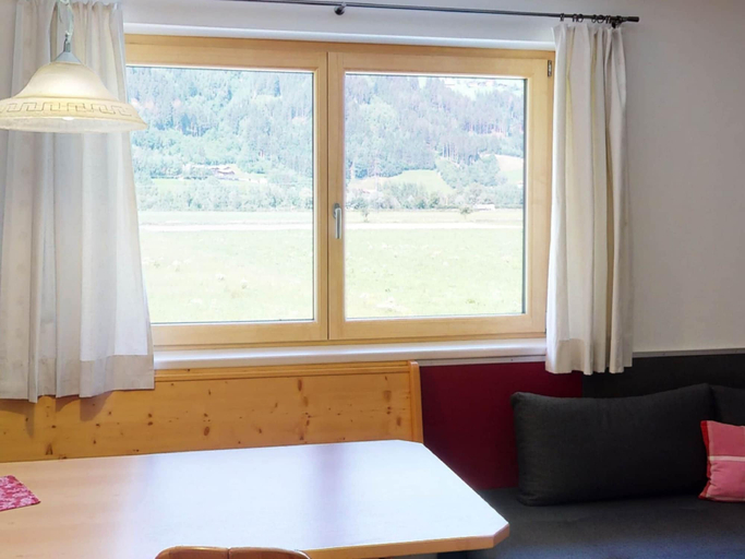 Others 4, Idyllic Apartment in Stumm With Garden, Schwaz