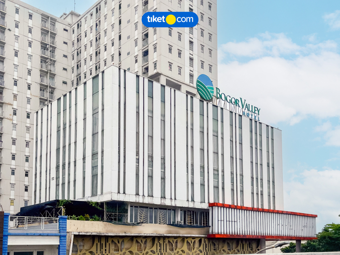 Exterior & Views 3, Bukarooms at Bogor Valley apartement, Bogor