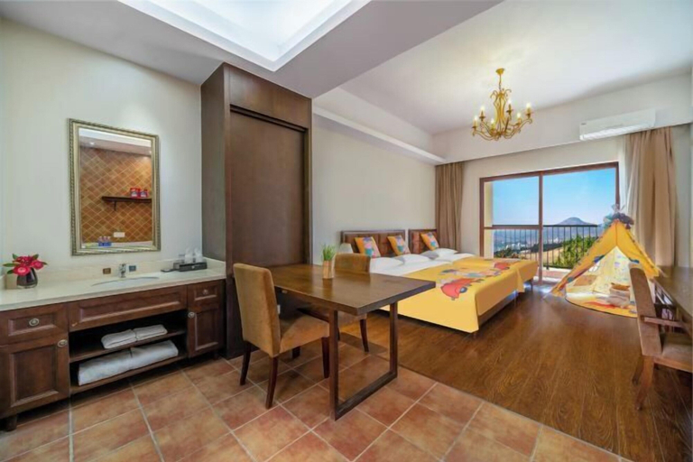 Others 5, Qunyinghui Holiday Hotel, Kunming