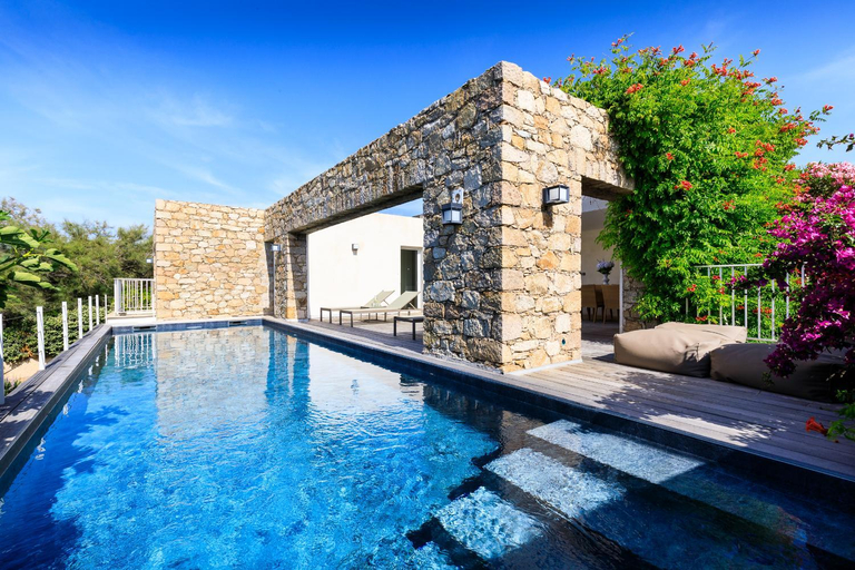 Others 3, VILLA CALA ROSSA, Haute-Corse