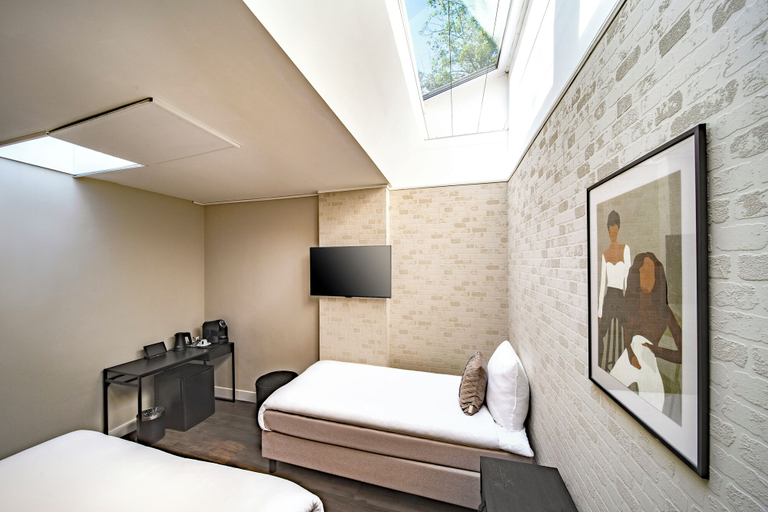 Bedroom 4, Atlantis Hotel Amsterdam, Amsterdam