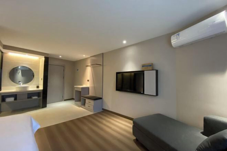 Others 5, Jindu Hotel Danghu Street, Jiaxing