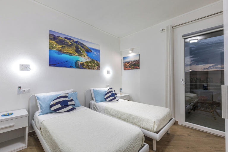 Bedroom 3, CAGLIARI MAGICAL BEAUTIFUL & EXCLUSIVE APARTMENT, Cagliari