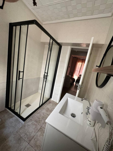 Bathroom 3, Casa Duran Alicante, Alicante