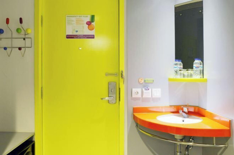 Bathroom 6