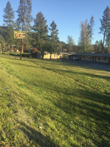 Others 4, Budget Inn - Laytonville, Mendocino