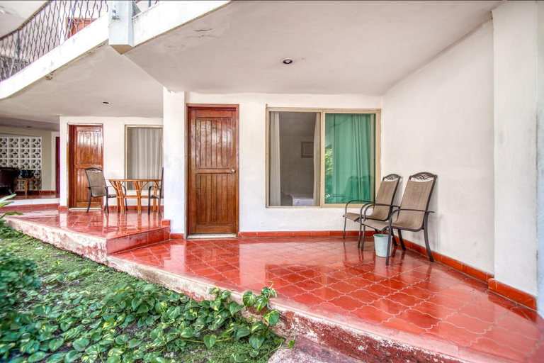 Others 4, Hotel San Carlos, Tizimín