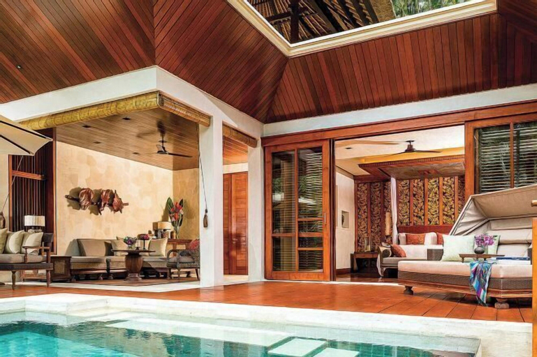 Swimming Pool 4