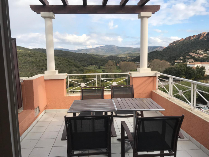 Others 5, Cap Esterel by Actisource, Var