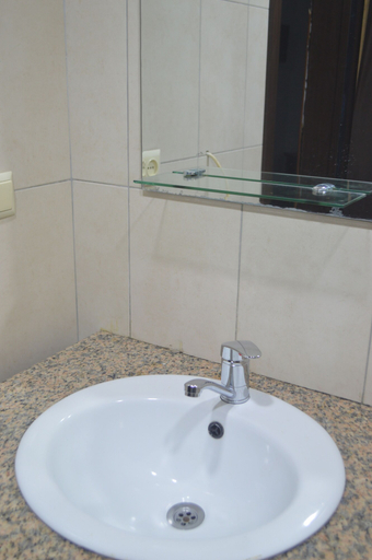 Bathroom 3, sunshine, Batumi