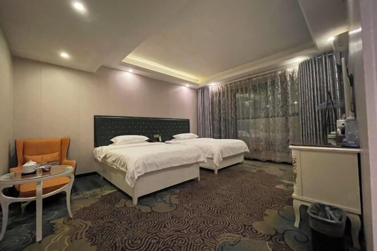 Bedroom 3, Bo Yue Hotel, Hezhou