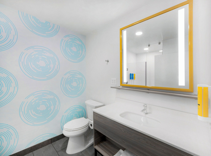 Bathroom 6