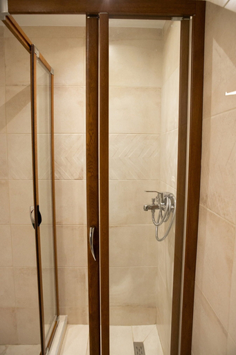 Bathroom 2, Cozy modern studio in Thessaloniki, Central Macedonia