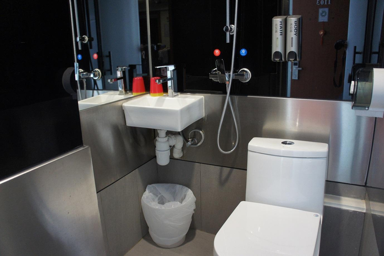 Bathroom 3