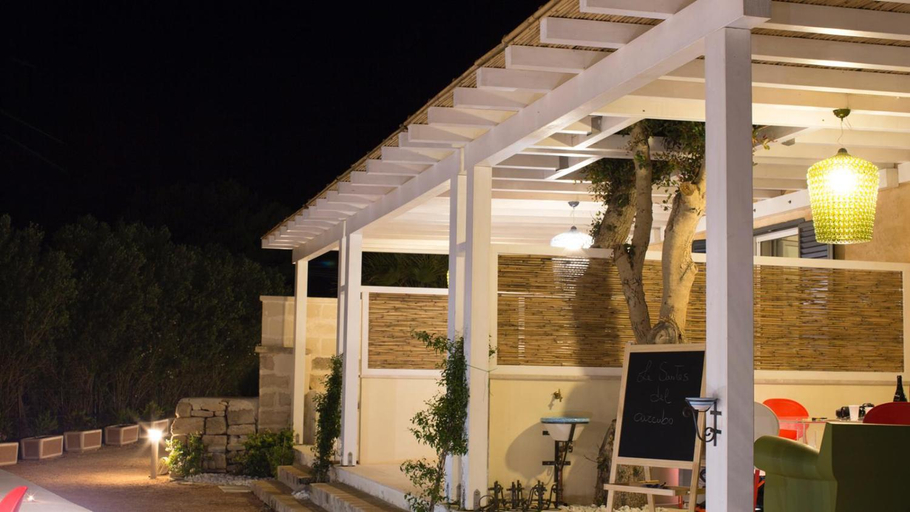 Others 5, Le Suites del Carrubo, Trapani