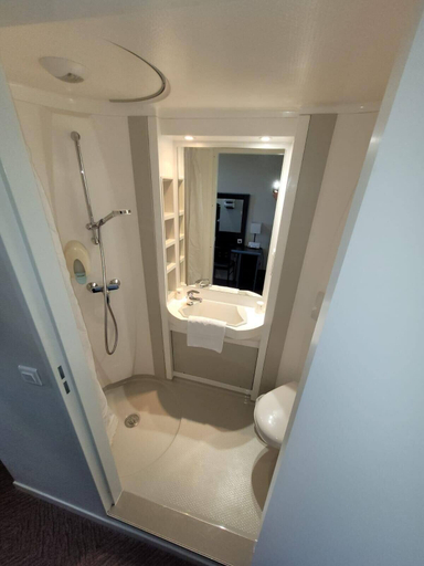 Bathroom 5, Hôtel Akena Gaillac, Tarn