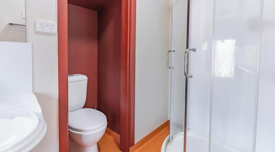 Bathroom 4, Discovery Resorts - Undara, Etheridge
