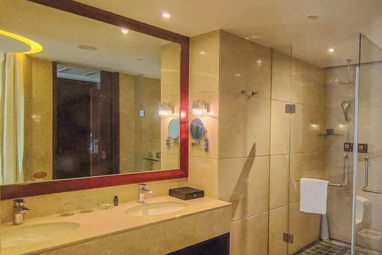 Bathroom 3, Xinghewan International Hotel, Yancheng