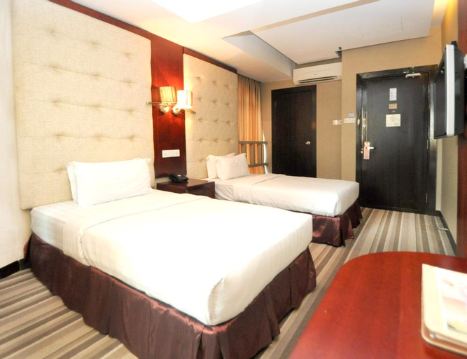 Bedroom 14