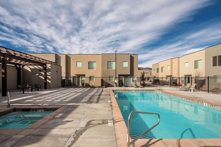 Sport & Beauty, Entrada at Moab 429, Grand