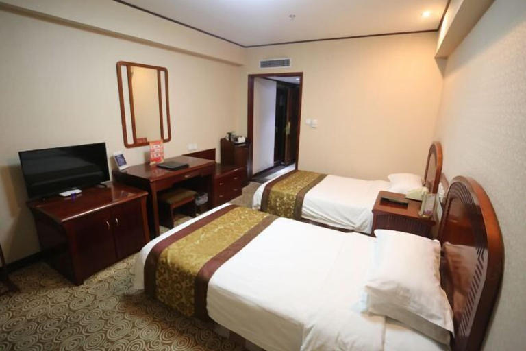Bedroom 3, Harbin Kunlun Hotel (Central Street Harbin Railway Station Store), Harbin