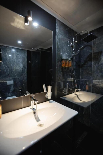 Bathroom 4, West Inn Georgia in Kutaisi, Kutaisi